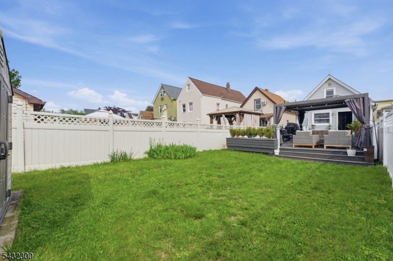 32 Willard Street Garfield, NJ 07026 - Photo 29 of 31