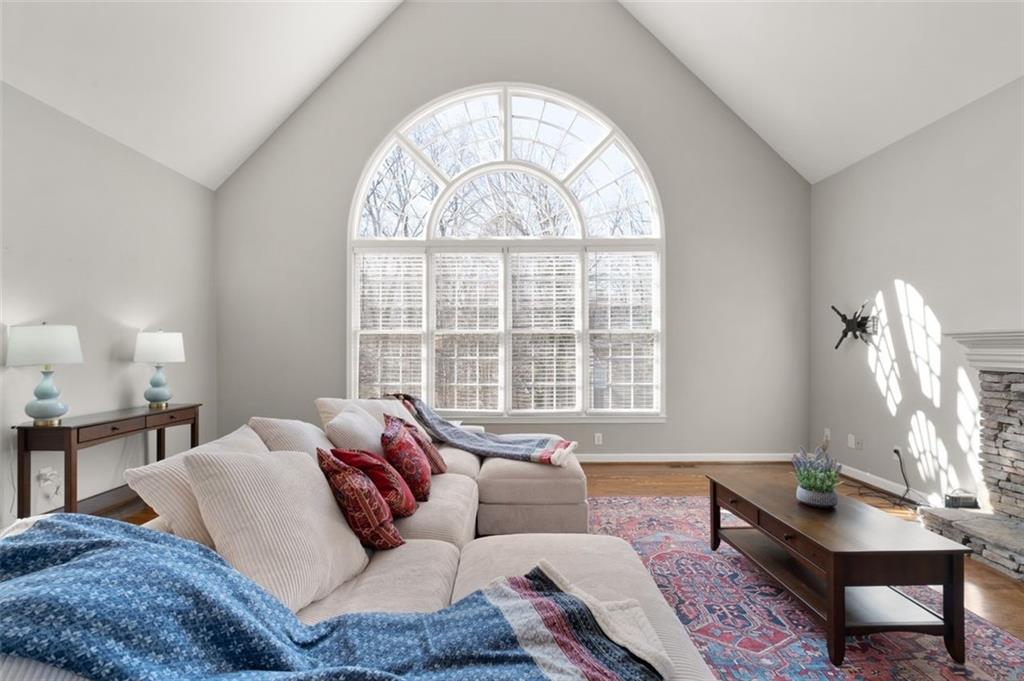 190 Red Hawk Trail Alpharetta, GA 30022 - Photo 10 of 48