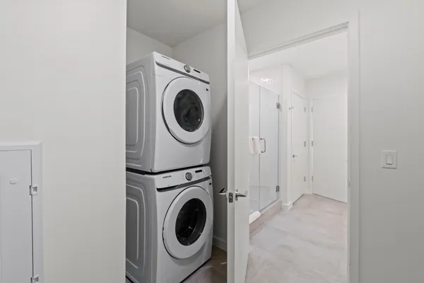 $4,000 | 2323 South Lamar Boulevard, Unit 505, Austin, TX 78704