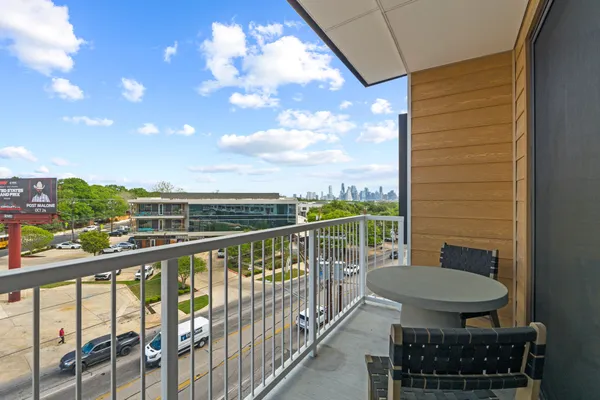 $4,000 | 2323 South Lamar Boulevard, Unit 505, Austin, TX 78704
