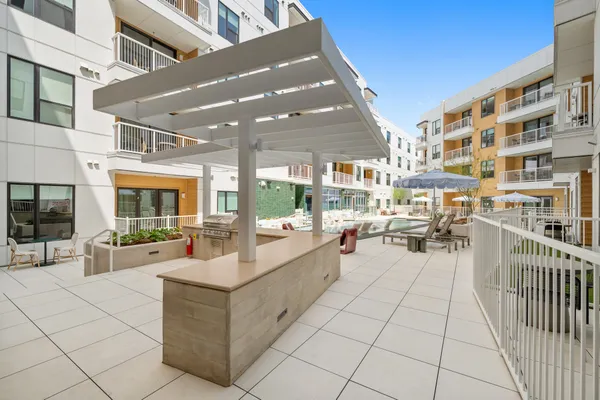 $4,000 | 2323 South Lamar Boulevard, Unit 505, Austin, TX 78704