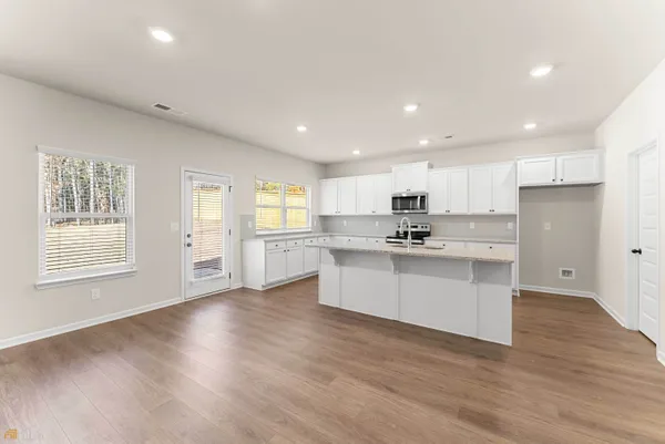 $2,900 | 755 Lakehaven Lane, Loganville, GA 30052