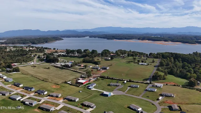 $299,900 | 671 Towers Drive, Dandridge, TN 37725