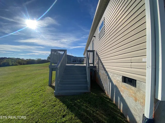 $299,900 | 671 Towers Drive, Dandridge, TN 37725