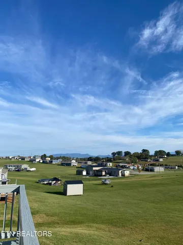 $299,900 | 671 Towers Drive, Dandridge, TN 37725