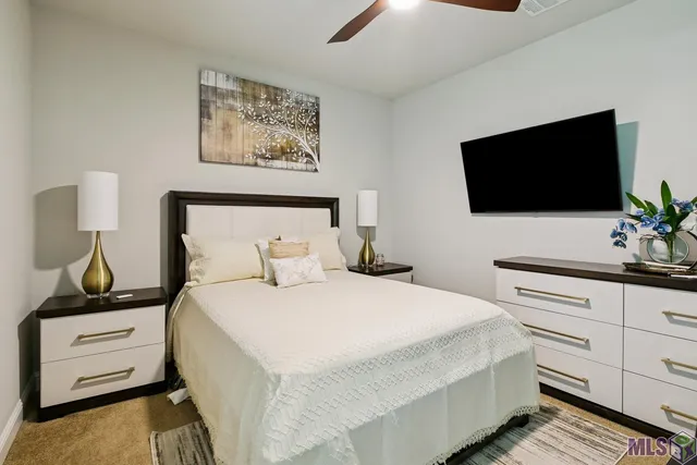 $375,000 | 8898 Dalwood Drive, Denham Springs, LA 70726