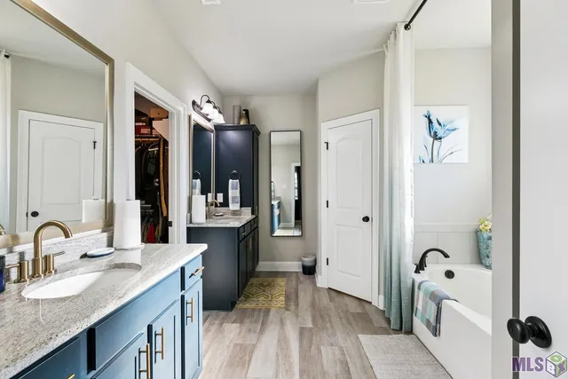 $375,000 | 8898 Dalwood Drive, Denham Springs, LA 70726