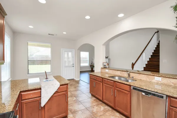 $2,800 | 8627 Sweet Pasture Drive, Tomball, TX 77375