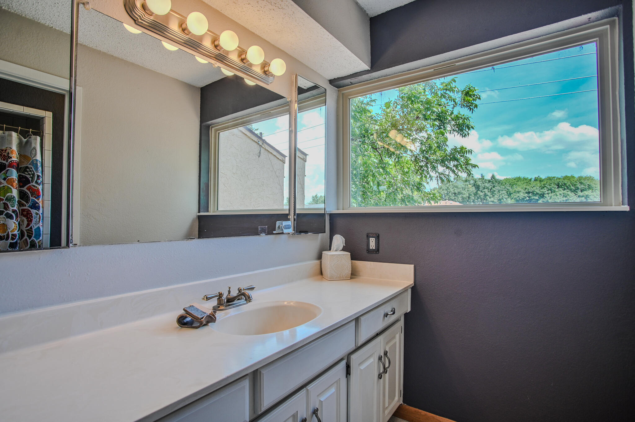 4606 55th Drive, Unit B Lubbock, TX 79414 - Photo 20 of 37 Primary Bathroom