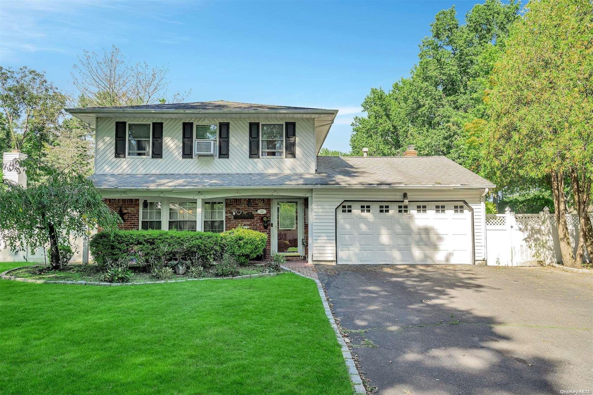 11 Belmar Lane Commack, NY 11725 - Photo 1 of 1