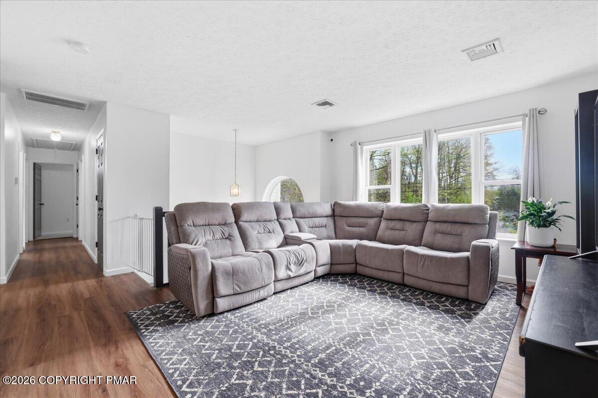 2108 Freedom Way Pocono Summit, PA 18346 - Photo 10 of 92 010-013_847A3931