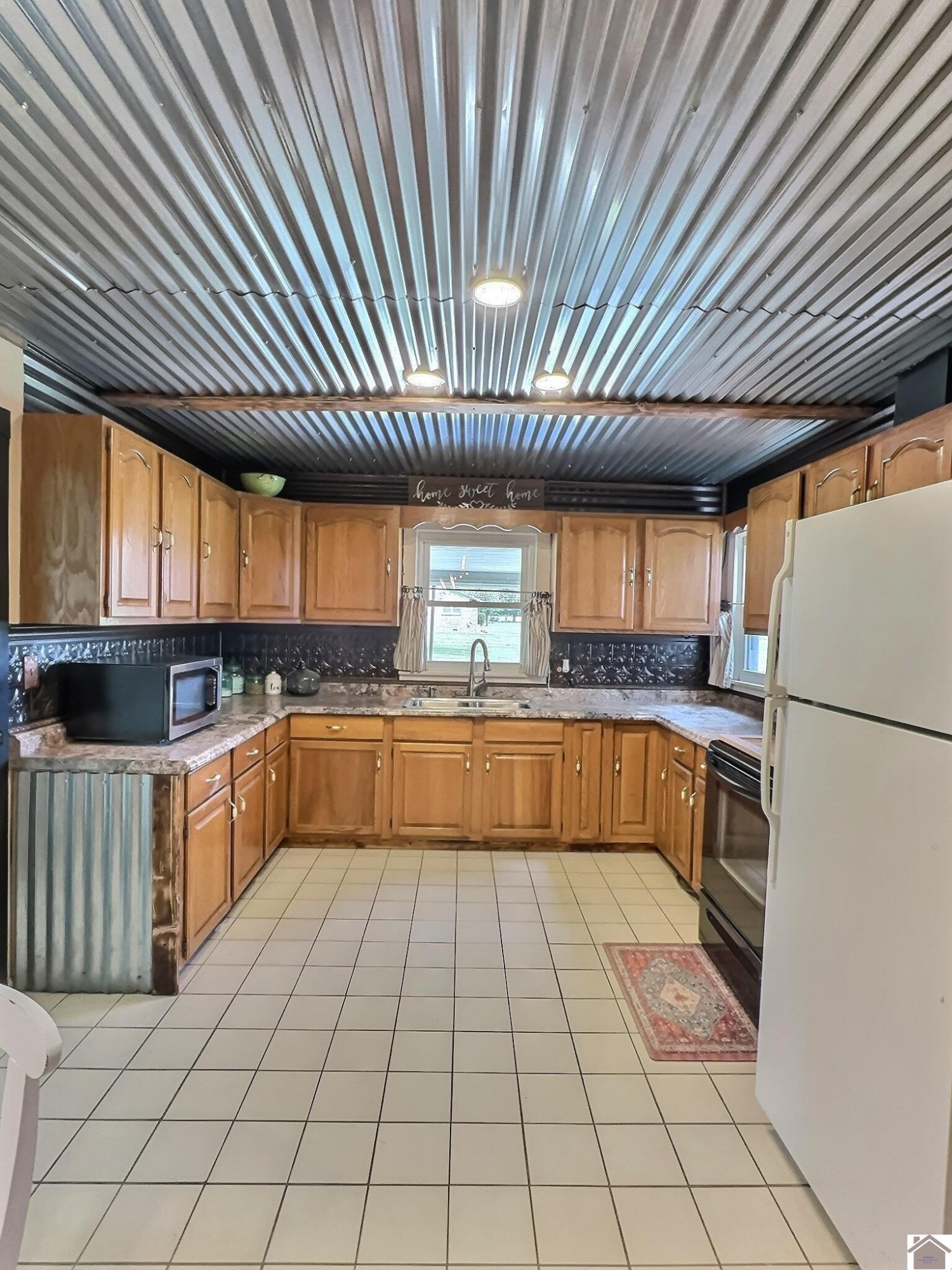 2807 Kirksey Road Murray, KY 42071 - Photo 2 of 27 Photo 2