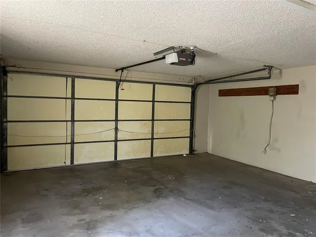 a view of a garage