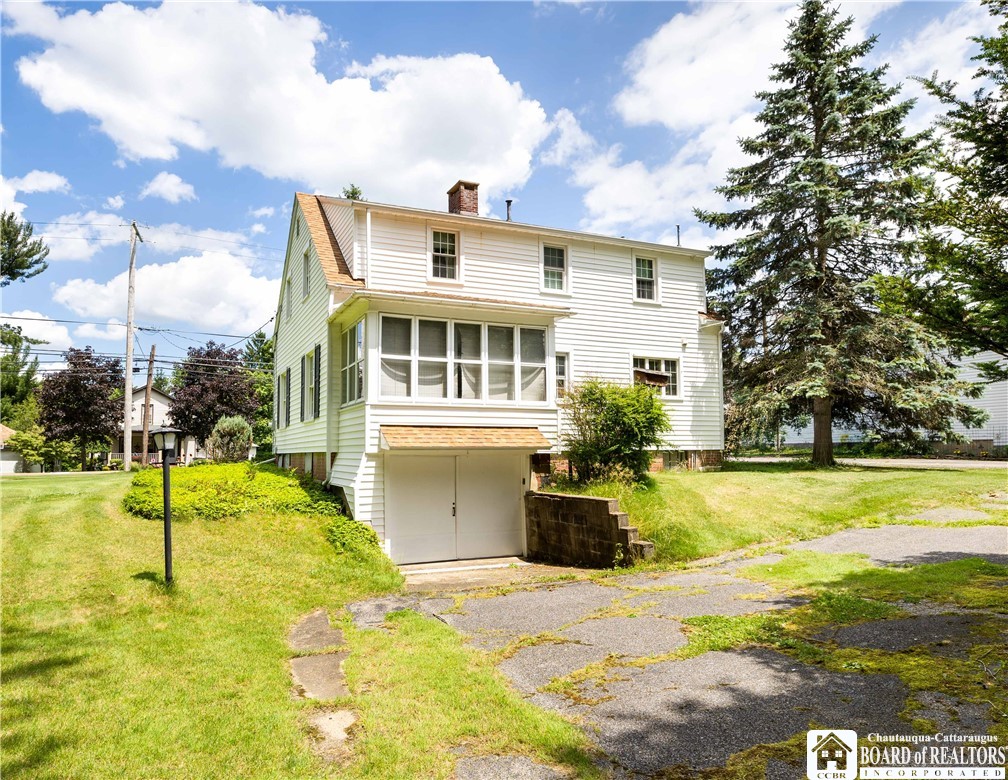 17 Lodi Street Hanover, NY 14062 - Photo 7 of 33 Rear view of home