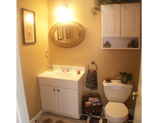 323 Tinkham Road Springfield, MA 01129 - Photo 10 of 10 Gallery Image 10