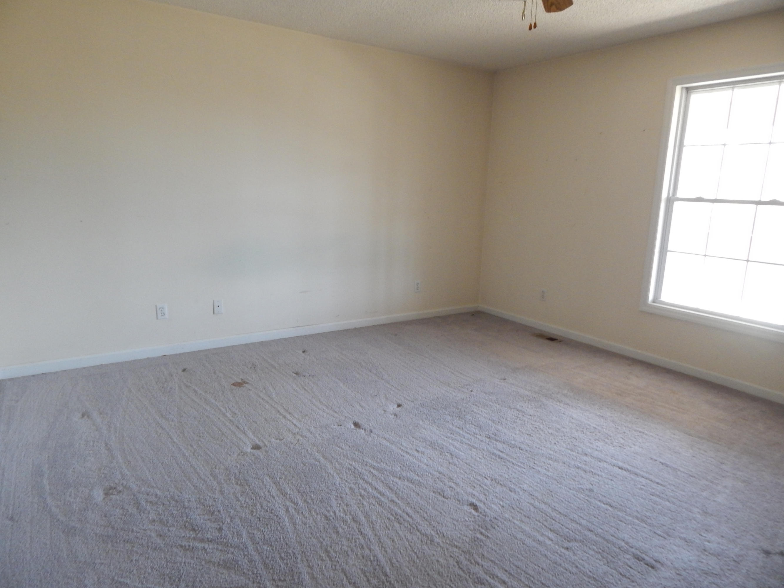340 Bennett Road Oliver Springs, TN 37840 - Photo 6 of 11 068
