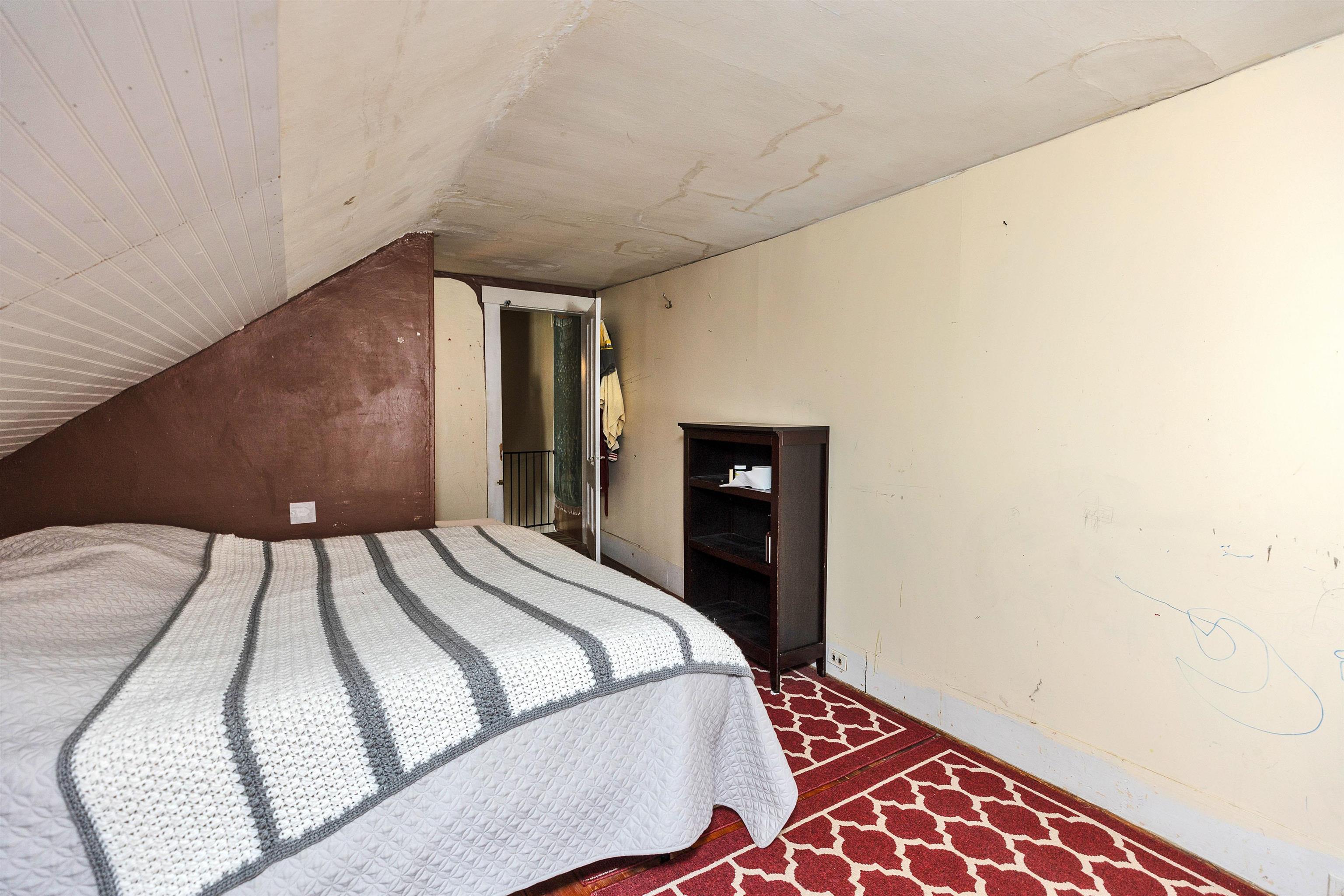 19 Russell Street Wilton, NH 03086 - Photo 17 of 55