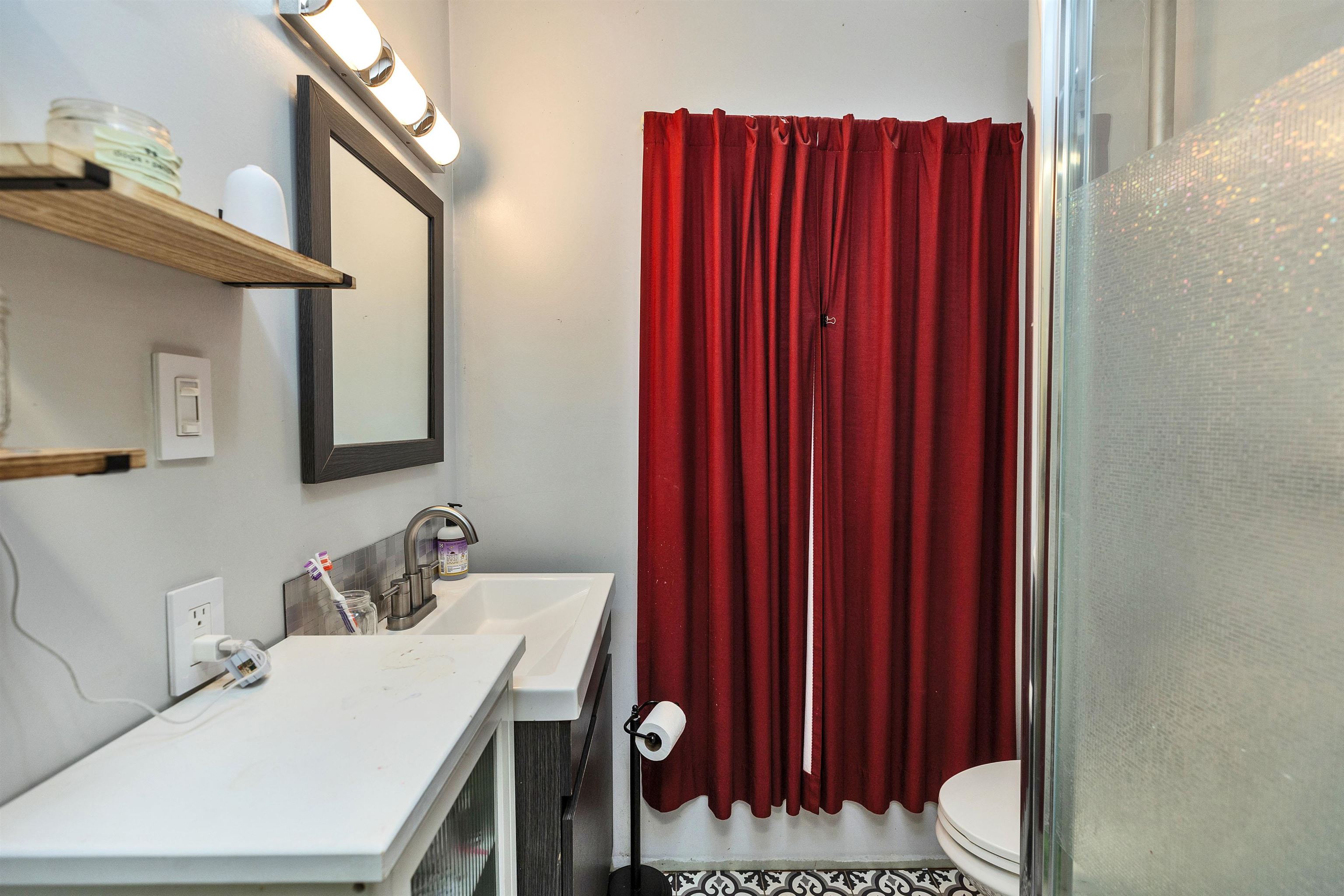 19 Russell Street Wilton, NH 03086 - Photo 21 of 55