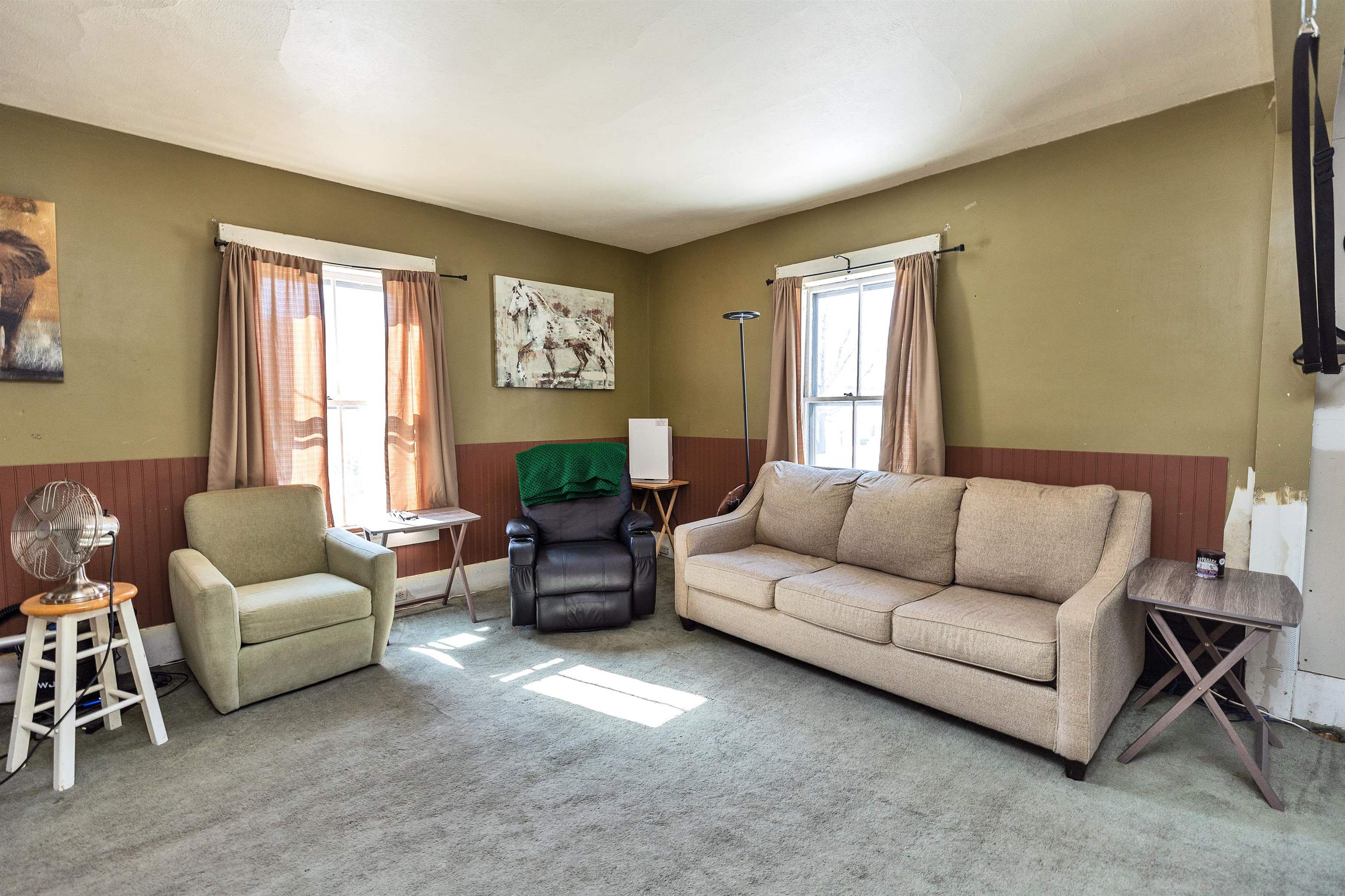 19 Russell Street Wilton, NH 03086 - Photo 4 of 55