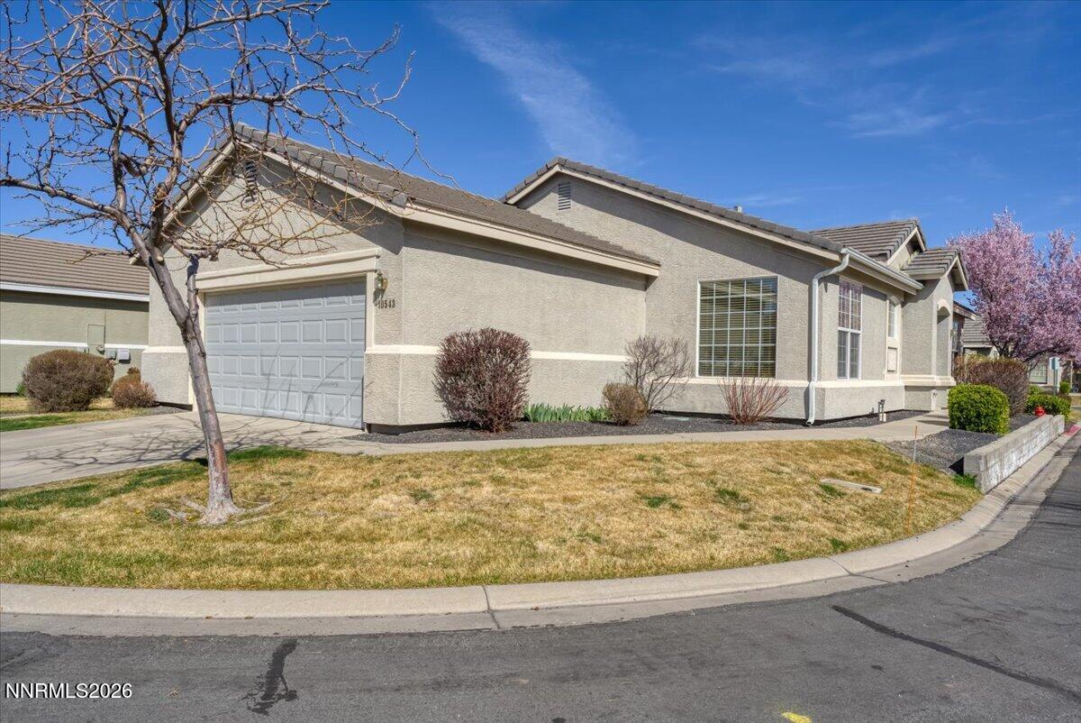 10543 Iron Point Circle Reno, NV 89521 - Photo 2 of 26 31-10543 Iron Point Cr Reno NV 89521 (31