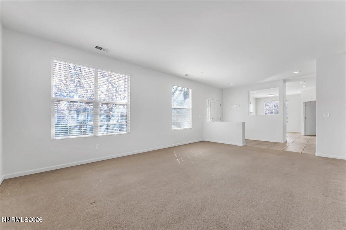 10543 Iron Point Circle Reno, NV 89521 - Photo 6 of 26 08-10543 Iron Point Cr Reno NV 89521 (8