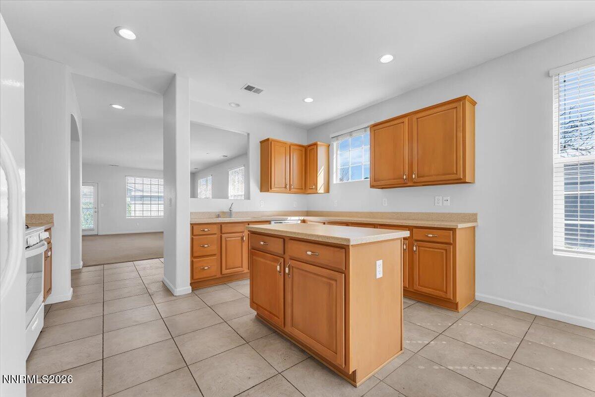 10543 Iron Point Circle Reno, NV 89521 - Photo 7 of 26 11-10543 Iron Point Cr Reno NV 89521 (11