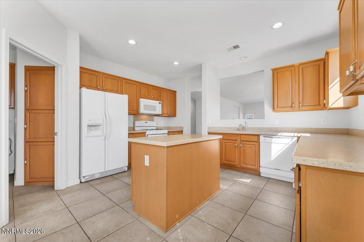 10543 Iron Point Circle Reno, NV 89521 - Photo 9 of 26 12-10543 Iron Point Cr Reno NV 89521 (12