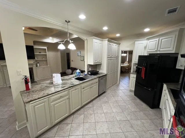 $3,195 | Undisclosed Address, Zachary, LA 70791