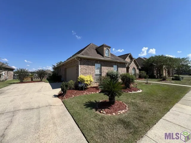 $3,195 | Undisclosed Address, Zachary, LA 70791