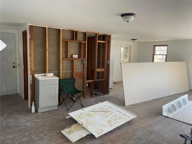 $160,000 | 26279 Waterview Drive, Warsaw, MO 65355