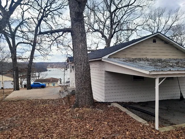 $160,000 | 26279 Waterview Drive, Warsaw, MO 65355