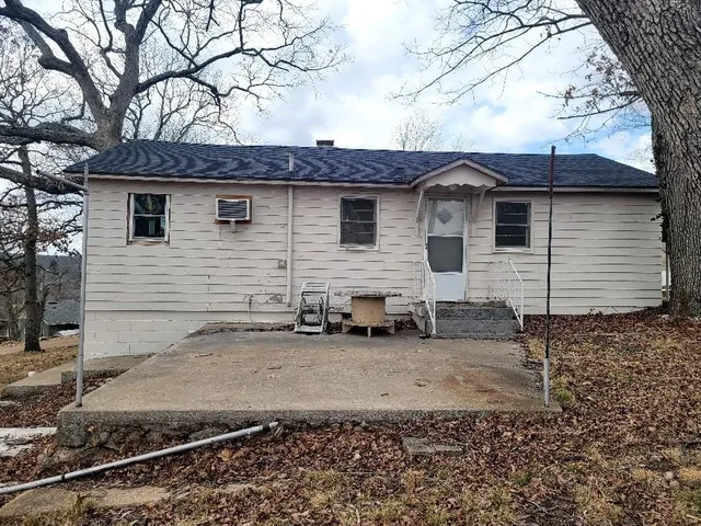 $160,000 | 26279 Waterview Drive, Warsaw, MO 65355