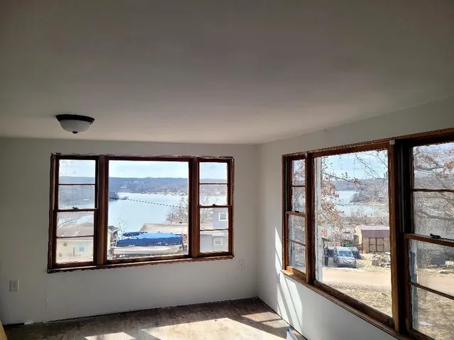 $160,000 | 26279 Waterview Drive, Warsaw, MO 65355