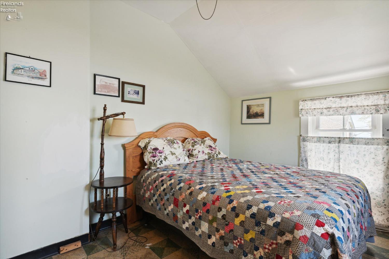 155 Chapman Road Put In Bay, OH 43456 - Photo 16 of 61 Gallery Image 16
