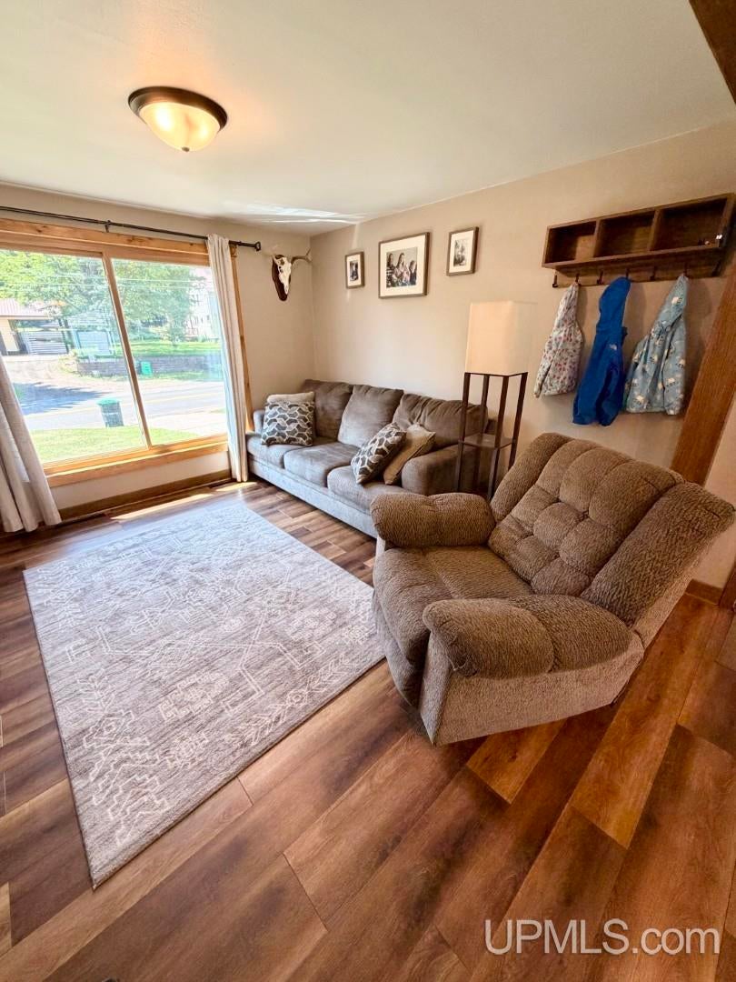 636 County Road Negaunee, MI 49866 - Photo 2 of 32 Gallery Image 2