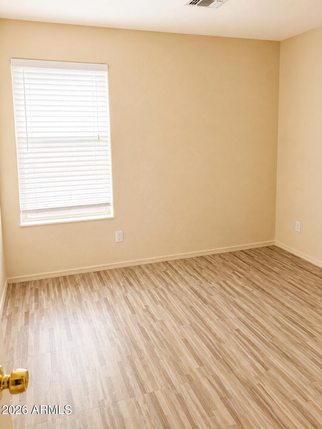 96 West Angus Road San Tan Valley, AZ 85143 - Photo 5 of 11 dd5a0f3d-a52b-4f66-961b-69a8e196db2a