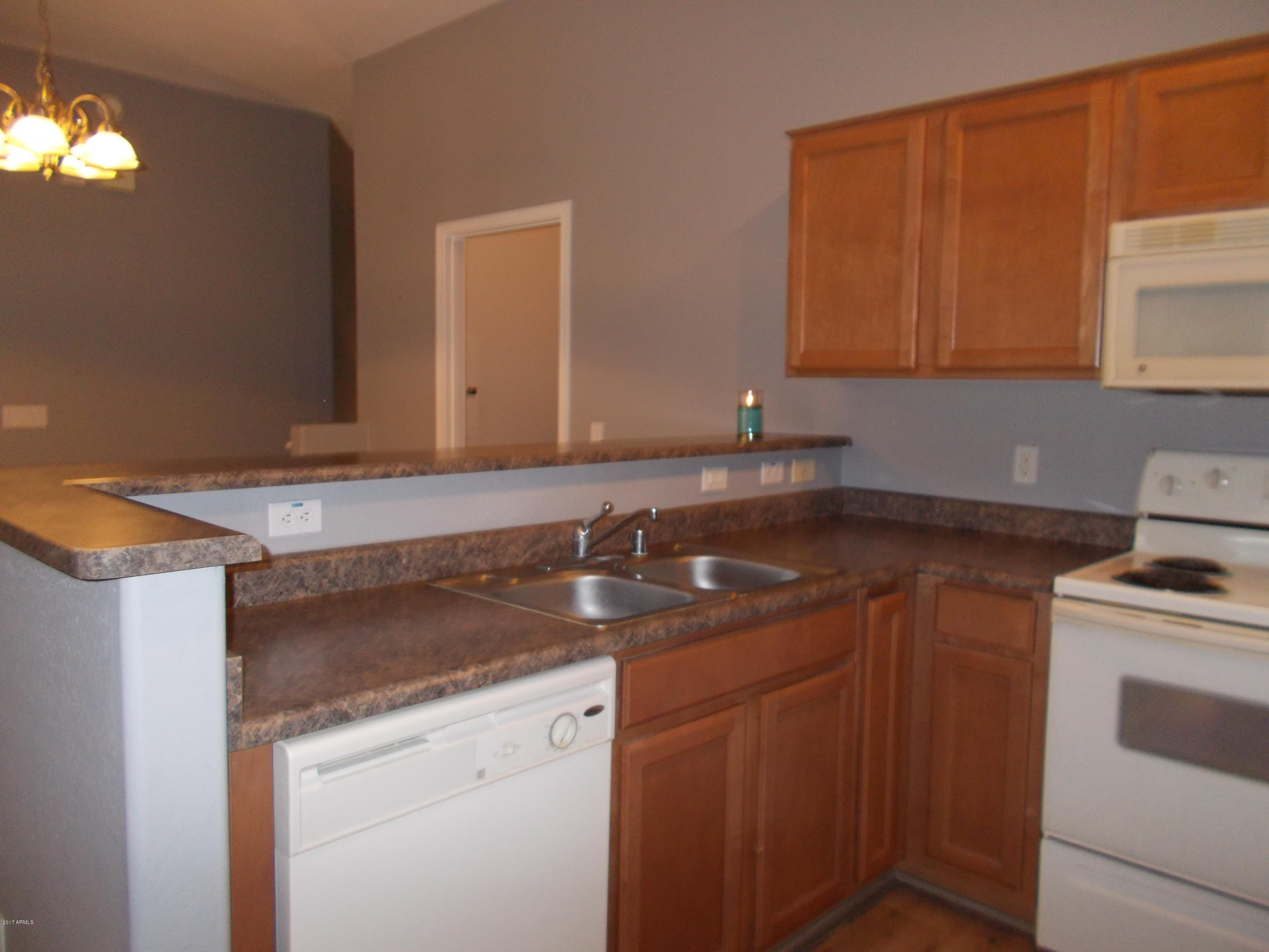 2150 East Bell Road, Unit 1149 Phoenix, AZ 85022 - Photo 19 of 30 KITCHEN
