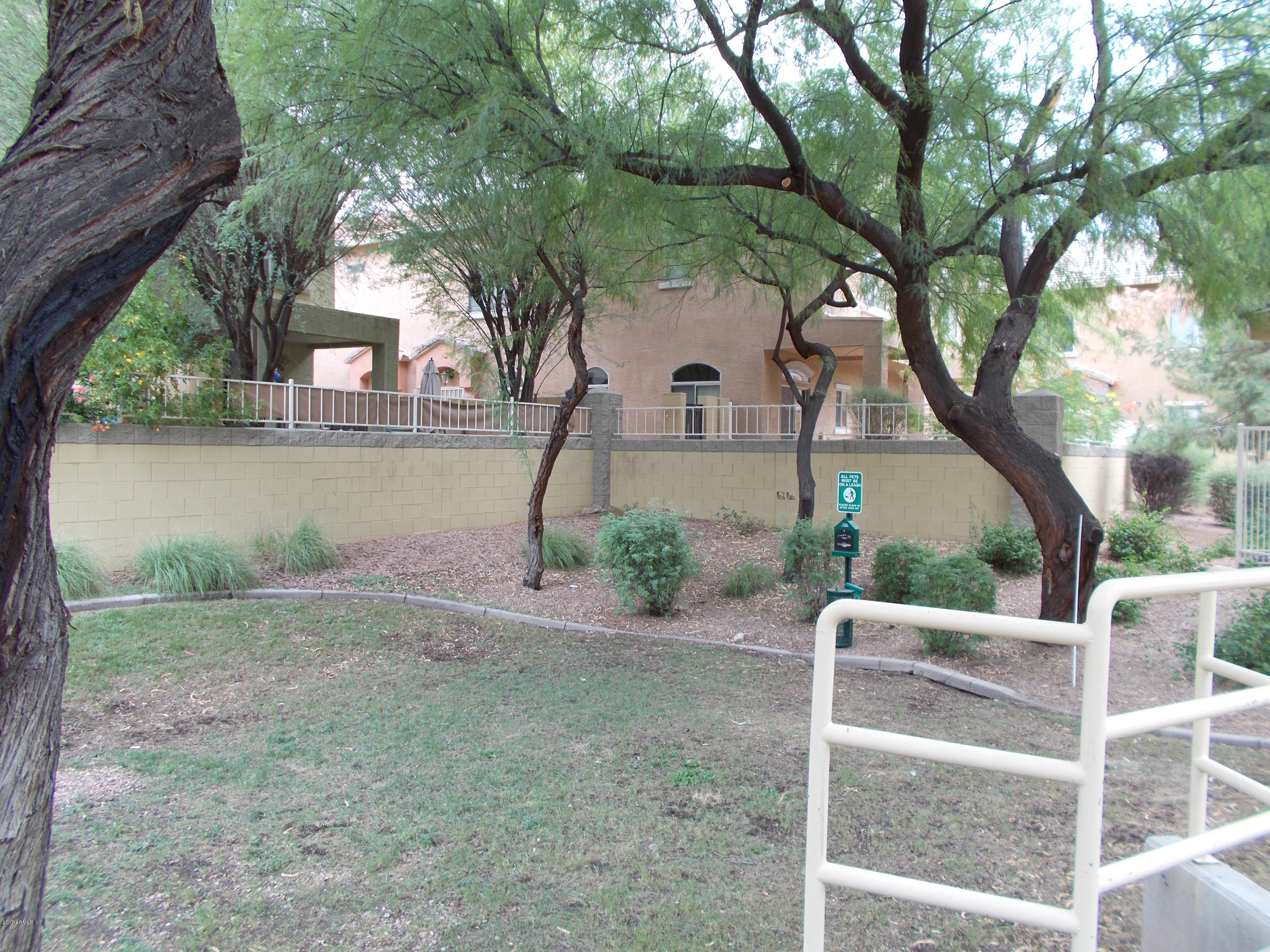 2150 East Bell Road, Unit 1149 Phoenix, AZ 85022 - Photo 25 of 30 PET AREA
