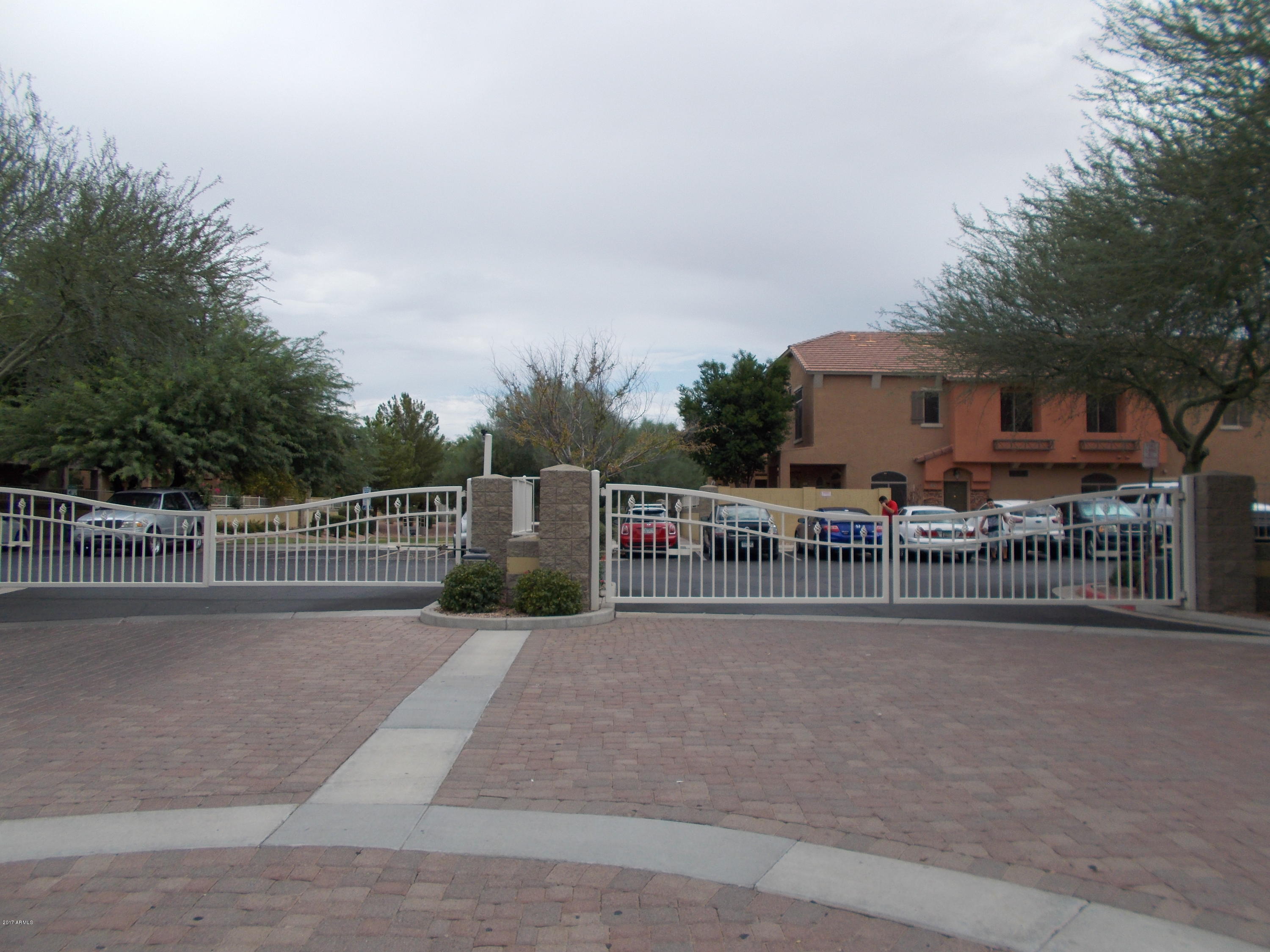 2150 East Bell Road, Unit 1149 Phoenix, AZ 85022 - Photo 5 of 30 GATED ENTRANCE