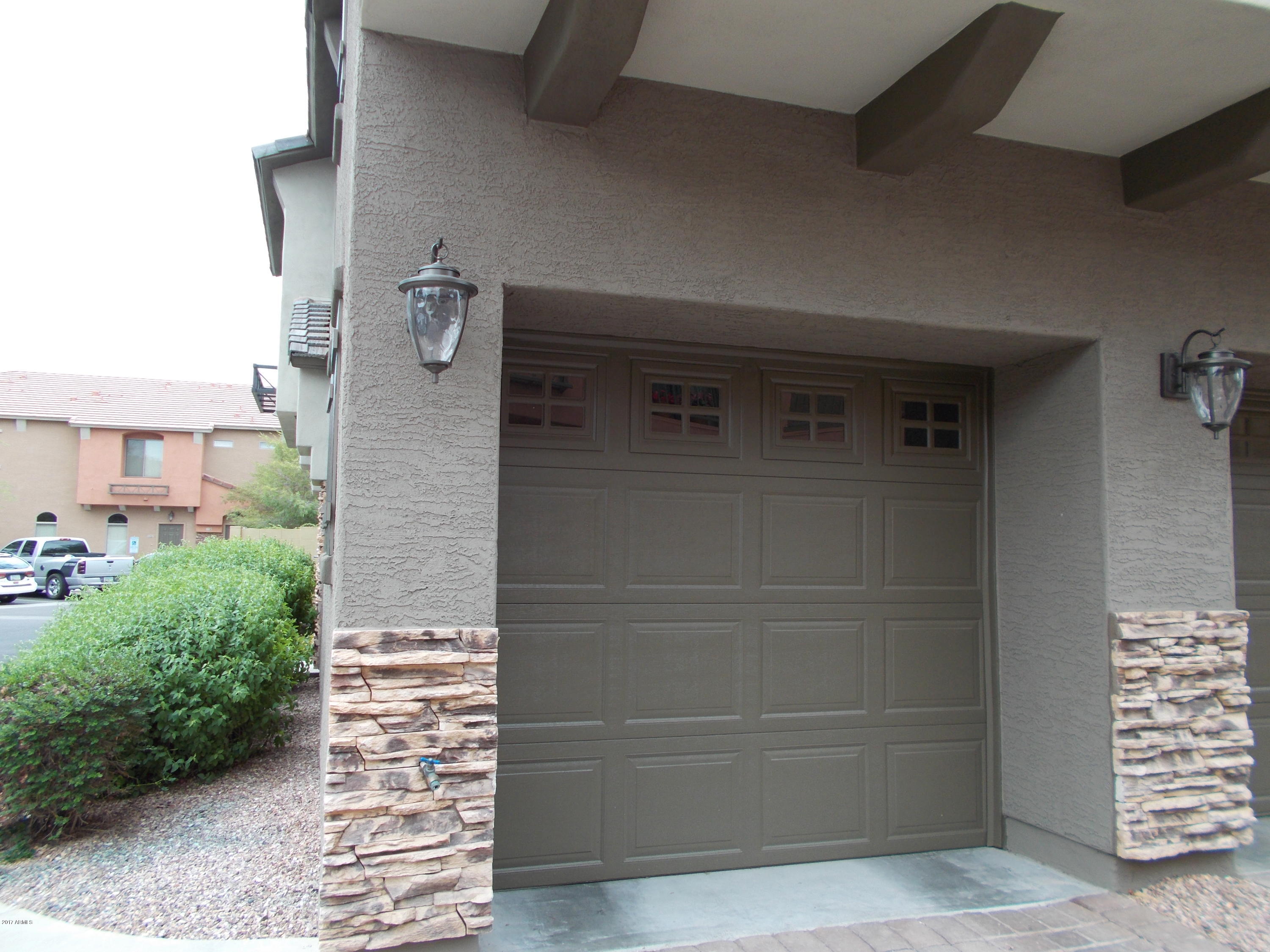 2150 East Bell Road, Unit 1149 Phoenix, AZ 85022 - Photo 9 of 30 GARAGE
