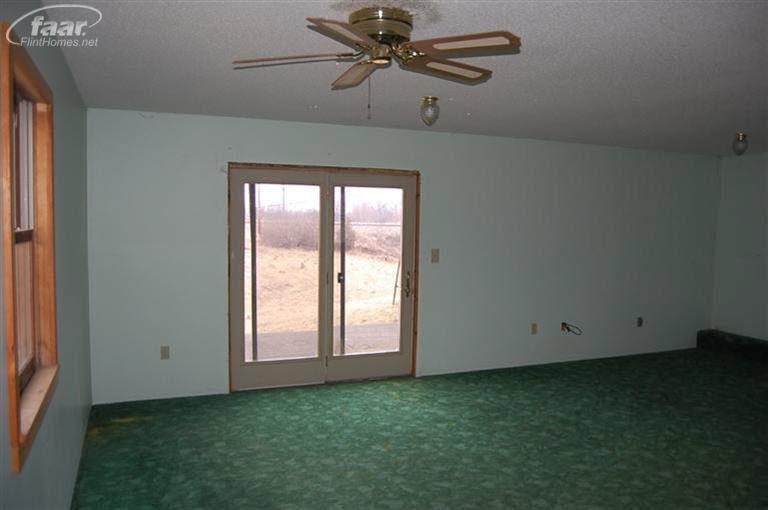 4214 Silver Lake Road Linden, MI 48451 - Photo 17 of 20 20125610-16.JPG