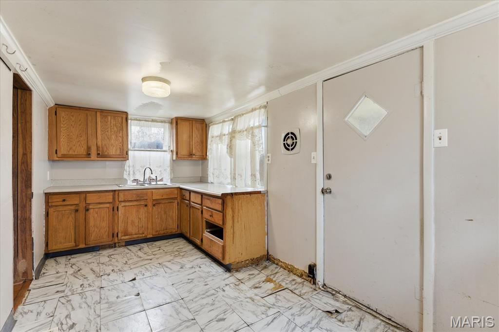 7253 Town Hall Road Belleville, IL 62223 - Photo 14 of 30