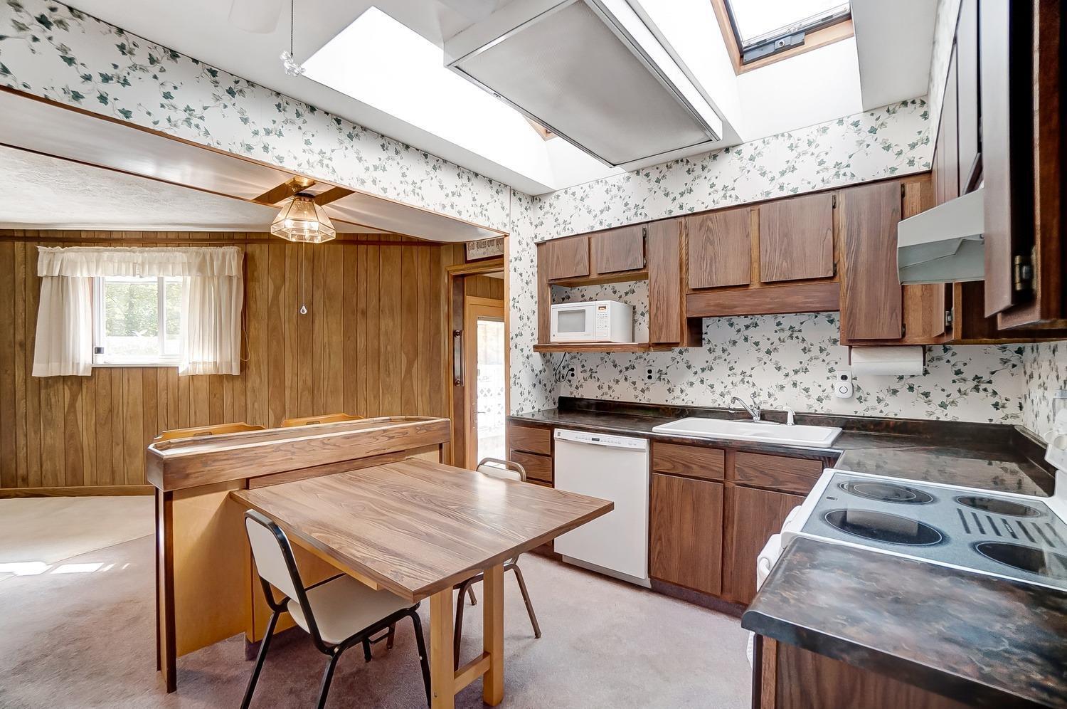 6005 Sheed Road Cincinnati, OH 45247 - Photo 14 of 46