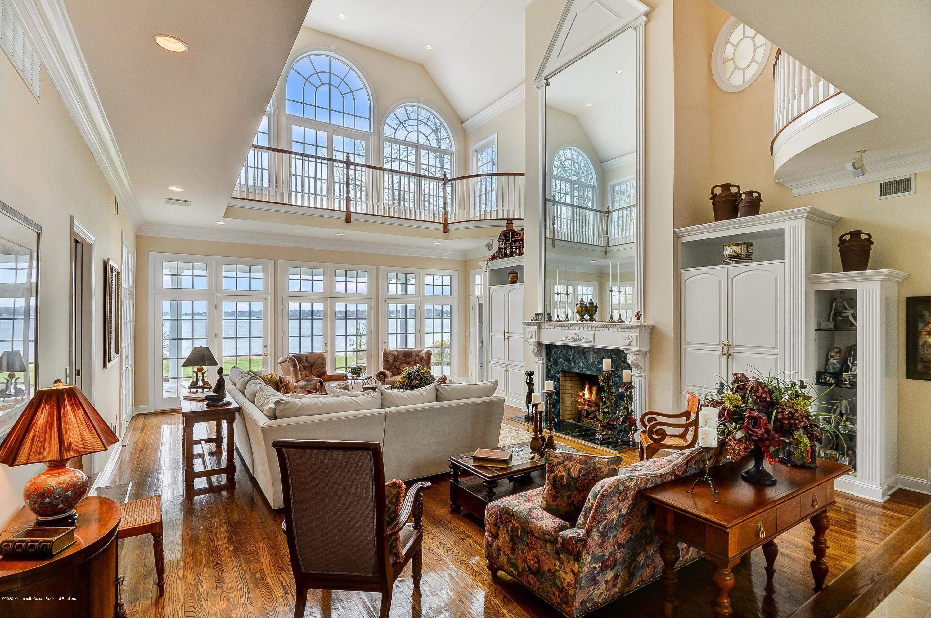 23 Blossom Cove Road Red Bank, NJ 07701 - Photo 8 of 58 Great Room