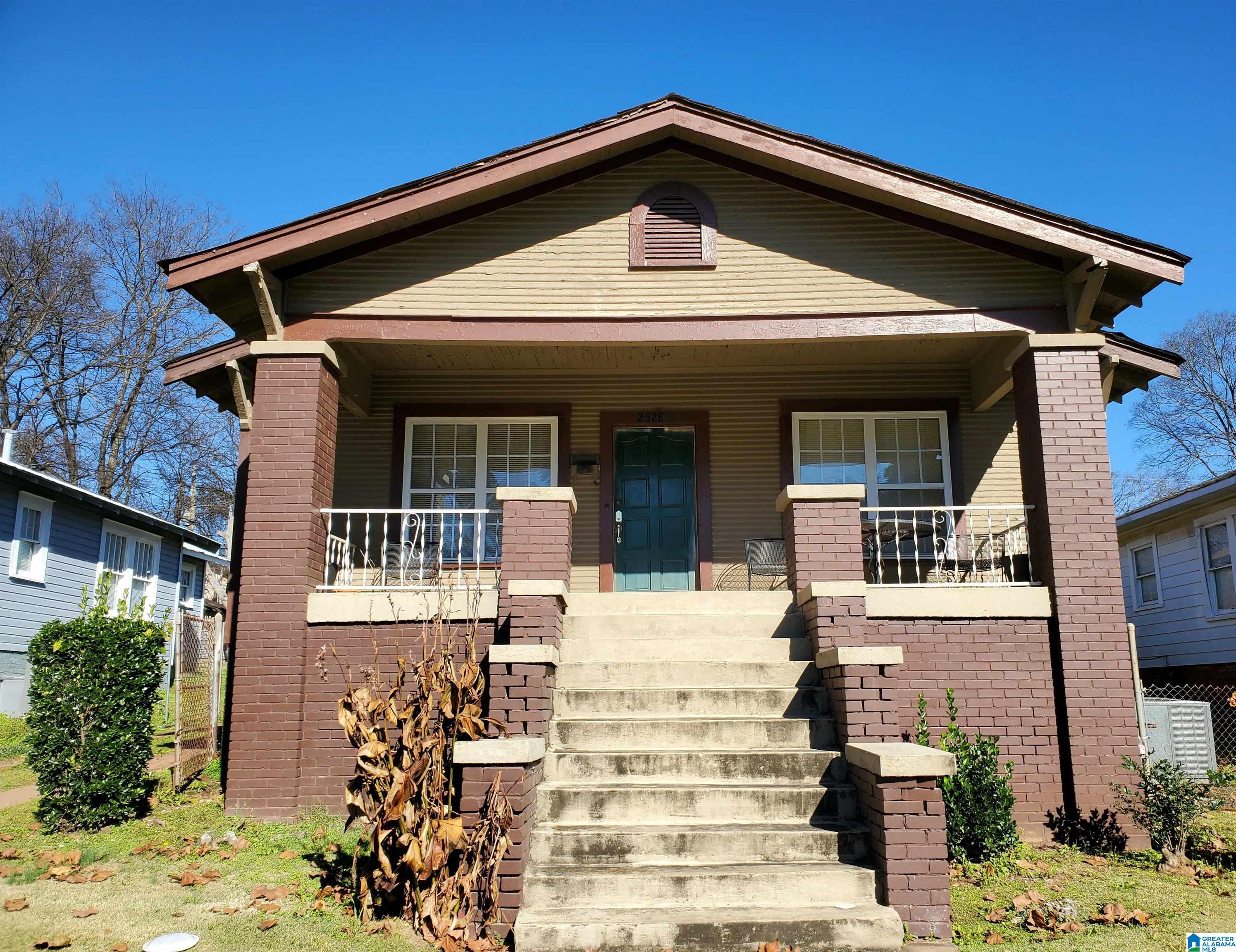 2528 25th Street Southwest Birmingham, AL 35211 - Photo 2 of 17