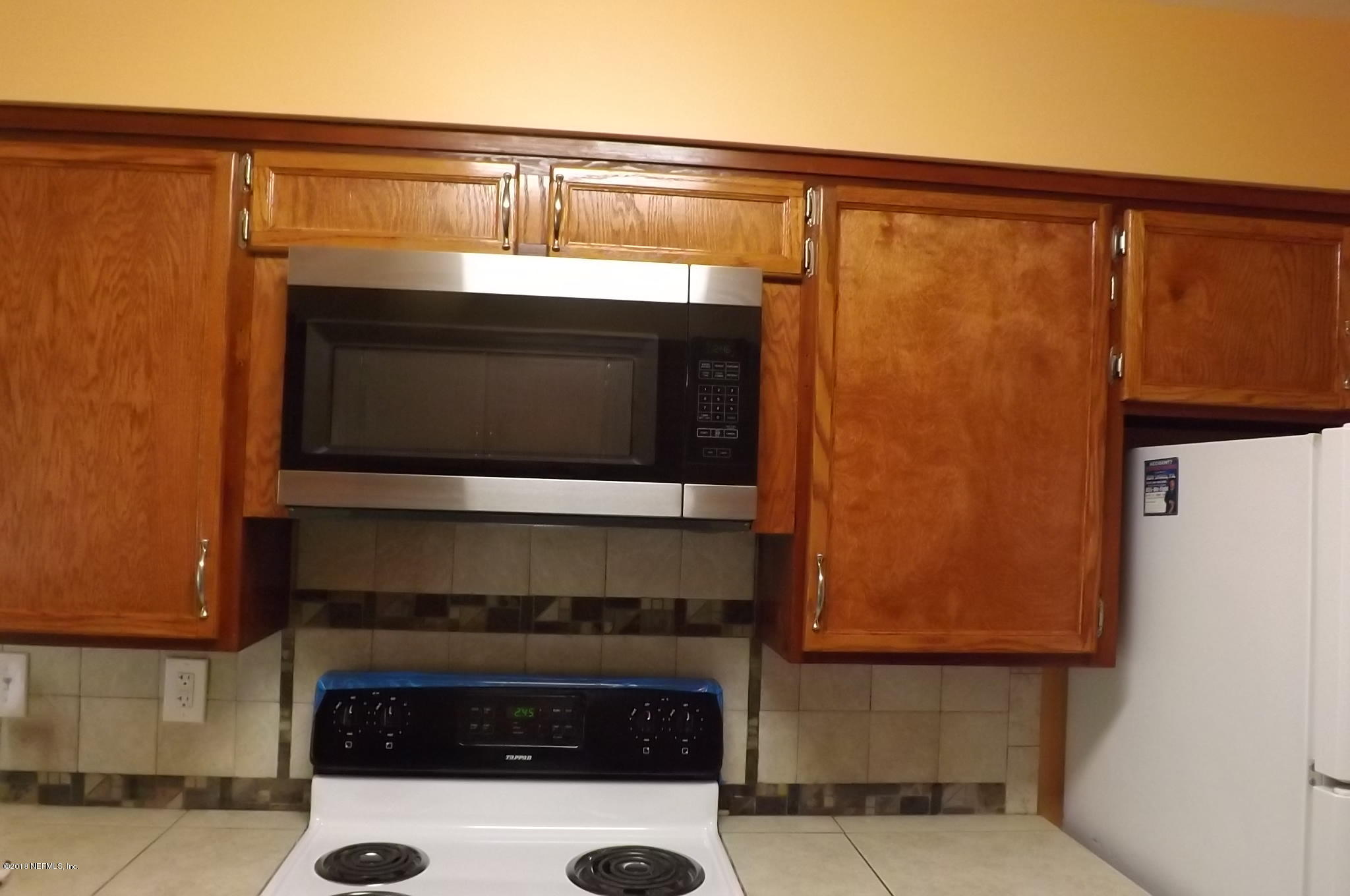 4141 Adirolf Road Jacksonville, FL 32207 - Photo 6 of 22 DSCF1691