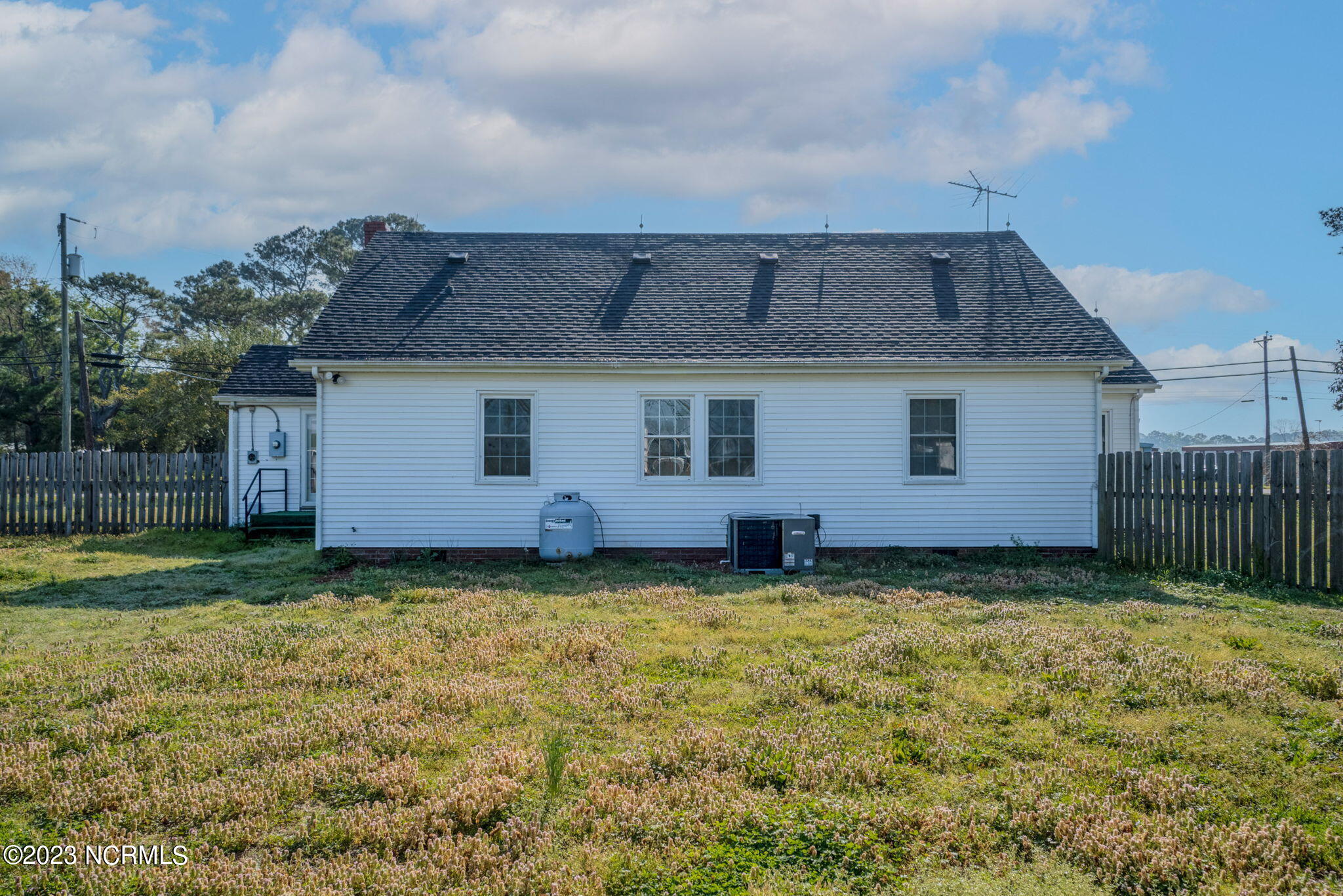 1687 Morgans Corner Road Elizabeth City, NC 27909 - Photo 26 of 27 26-web-or-mls-Done-6