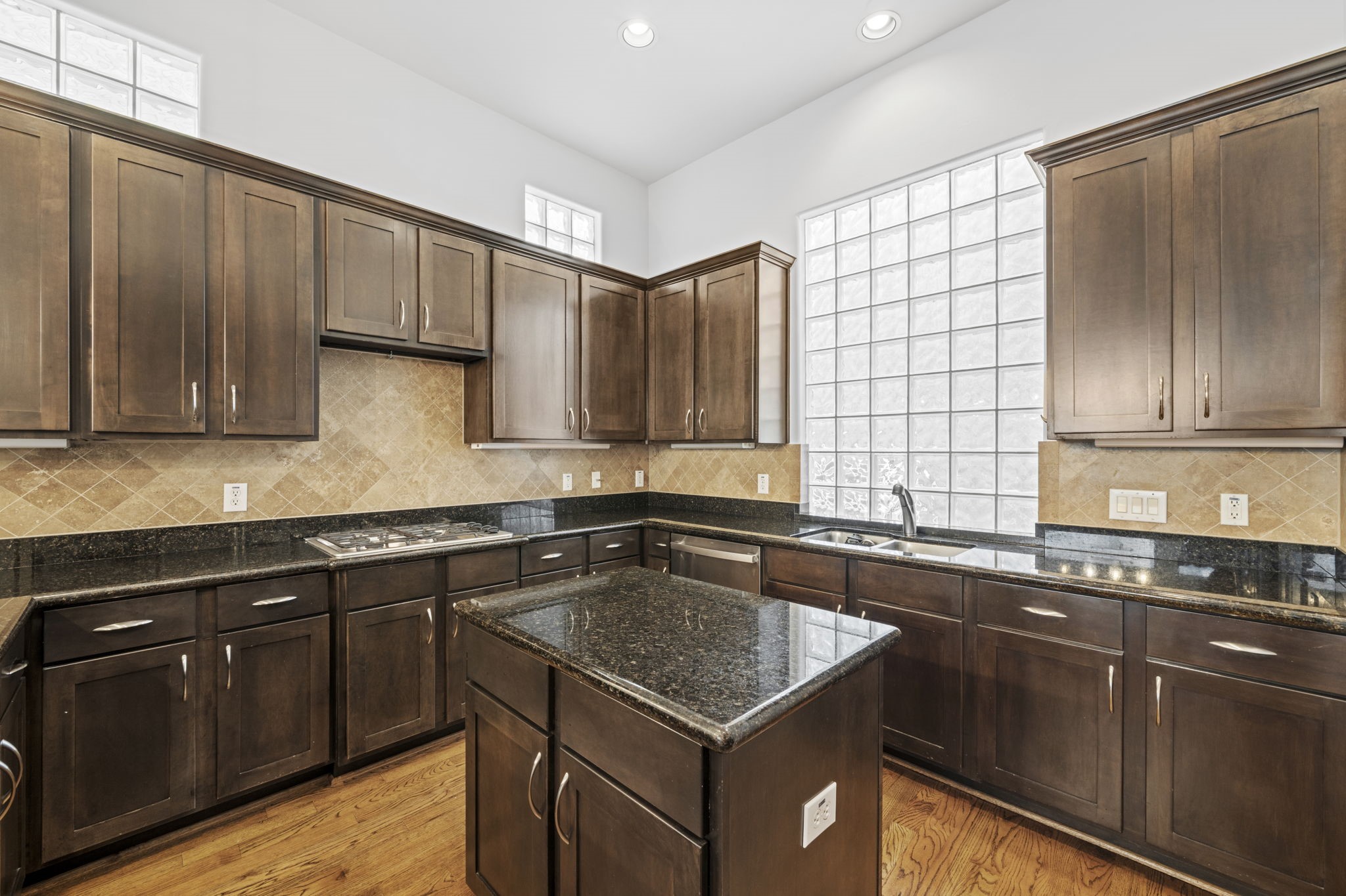2413 Ralph Street, Unit 9 Houston, TX 77006 - Photo 11 of 19