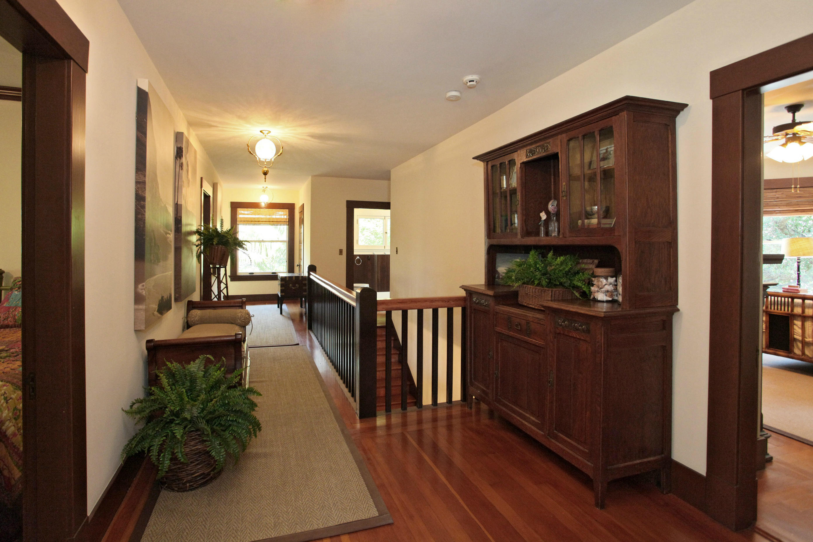 60 Olive Mill Road Santa Barbara, CA 93108 - Photo 10 of 15 Hallway