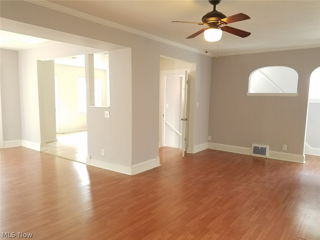 4018 Elmwood Road Cleveland Heights, OH 44121 - Photo 7 of 21